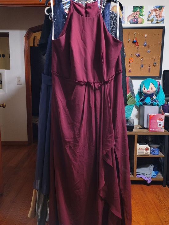 David's Bridal Dresses & Skirts - David's Bridal Wine Halter-Style Maxi Dress